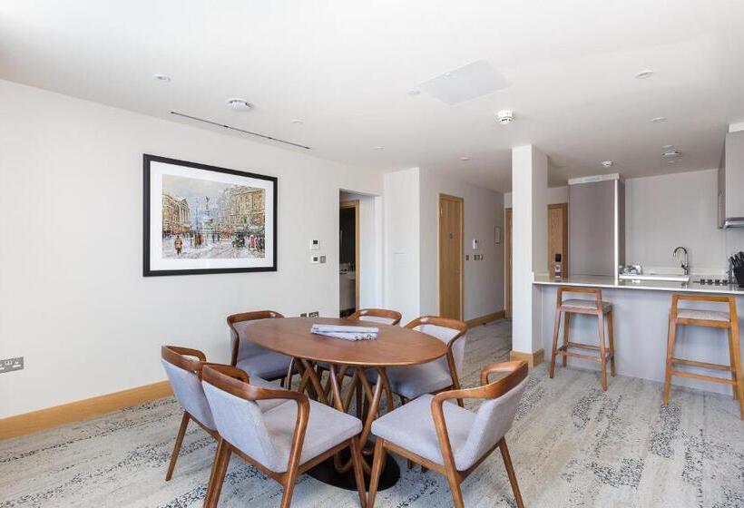 4ベッドルームアパートメント, Sanctum Belsize Road