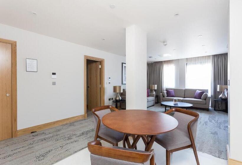 4ベッドルームアパートメント, Sanctum Belsize Road