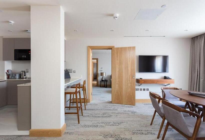 4ベッドルームアパートメント, Sanctum Belsize Road