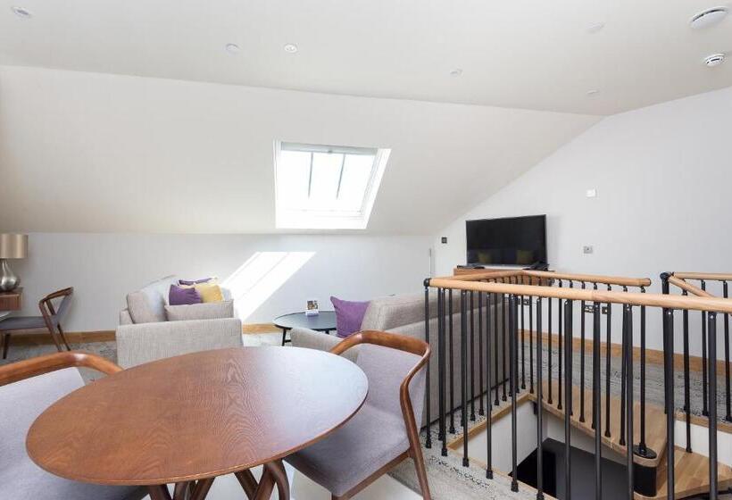 スーペリアアパートメントの4ベッドルーム, Sanctum Belsize Road