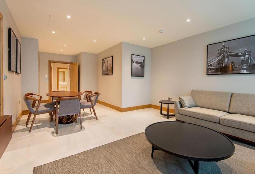 2ベッドルームデラックスアパートメント, Sanctum Belsize Road