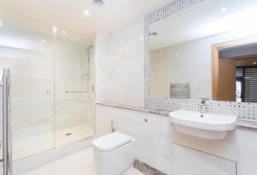 3ベッドルームアパートメント, Sanctum Belsize Road