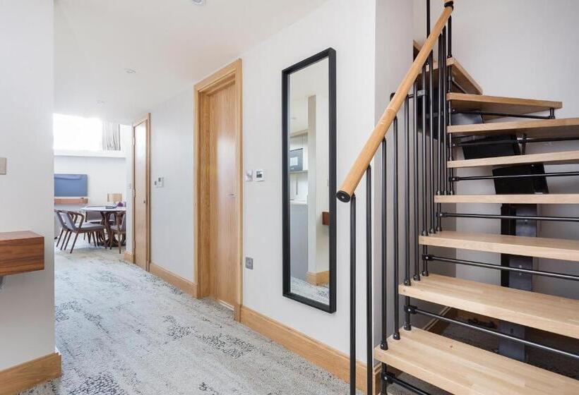 3ベッドルームアパートメント, Sanctum Belsize Road