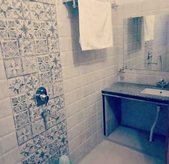 חדר סטנדרט, Anand Lok