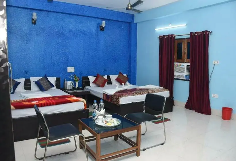 Chambre Familiale Vue Montagne, Anand Lok