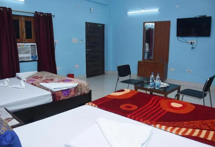 Chambre Familiale Vue Montagne, Anand Lok