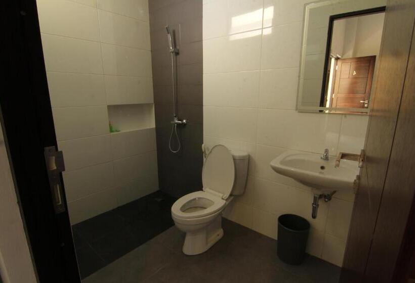 חדר אקונומי, Mandari