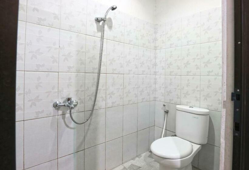 디럭스 룸, Saloka Guest House & Residence