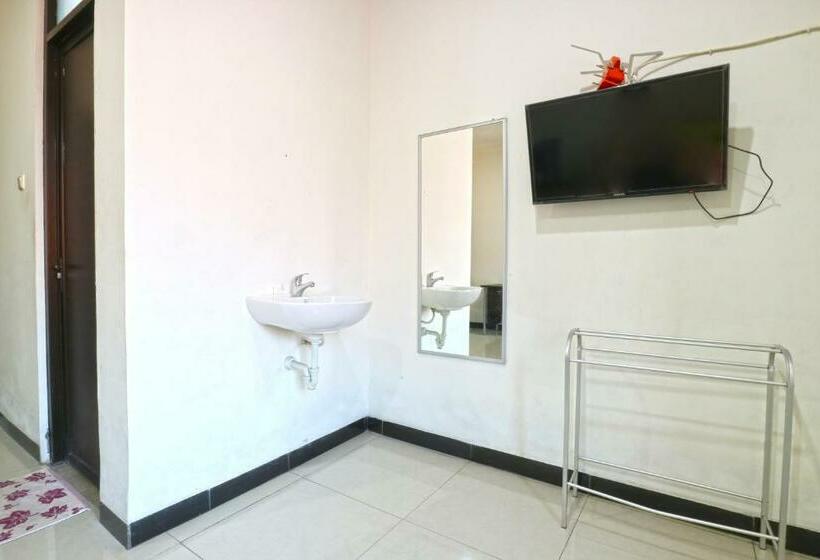 디럭스 룸, Saloka Guest House & Residence