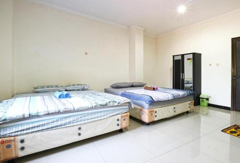 패밀리 룸, Saloka Guest House & Residence