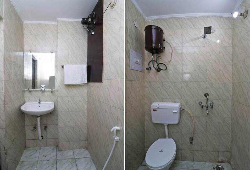 디럭스 룸, Friends Club Resort & Restaurant