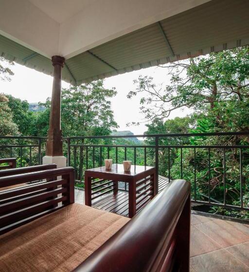 带山景的高级间, Golden Fern Resort