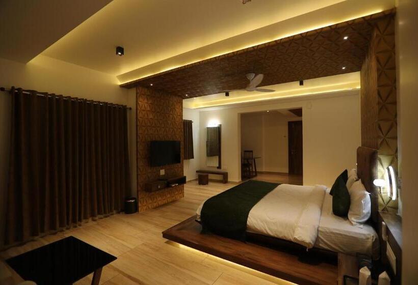 带大床的套房, Neptune Inn