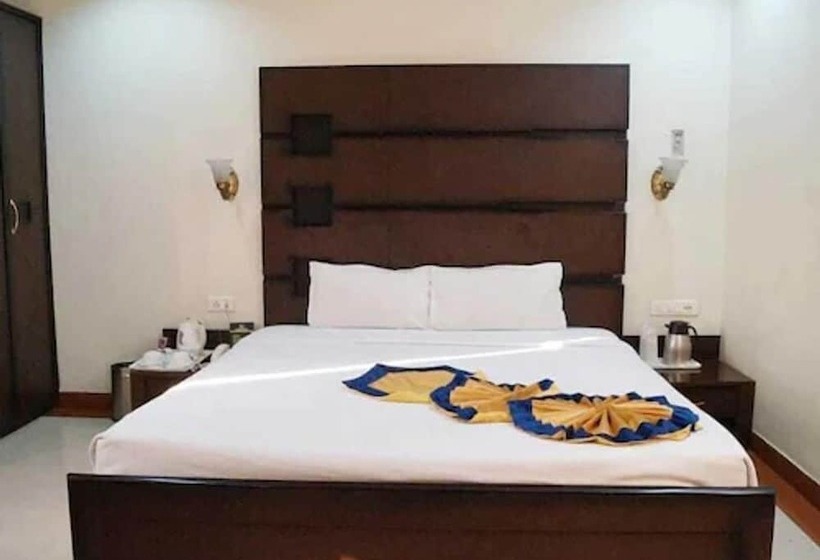 חדר דלוקס, The Avalon Durg