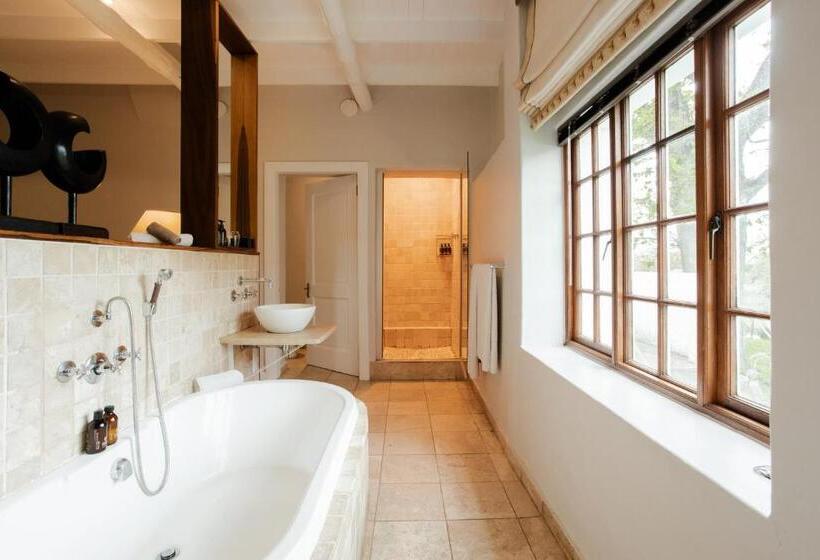 جناح مزود بتراس, Vrede En Lust Estate