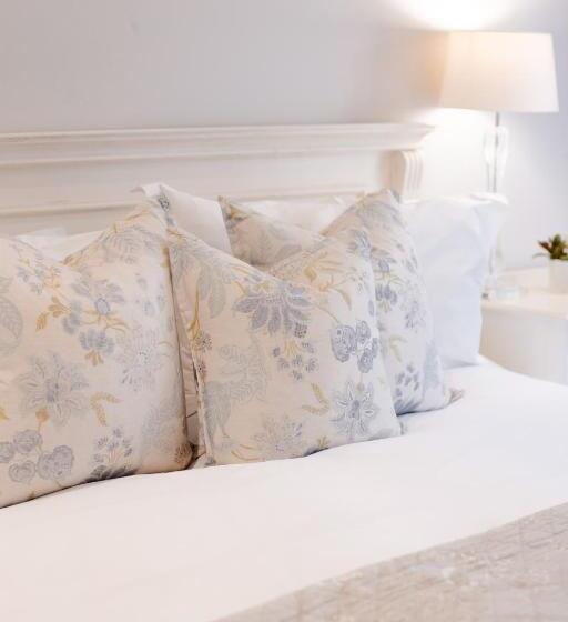 جناح مزود بتراس, Vrede En Lust Estate