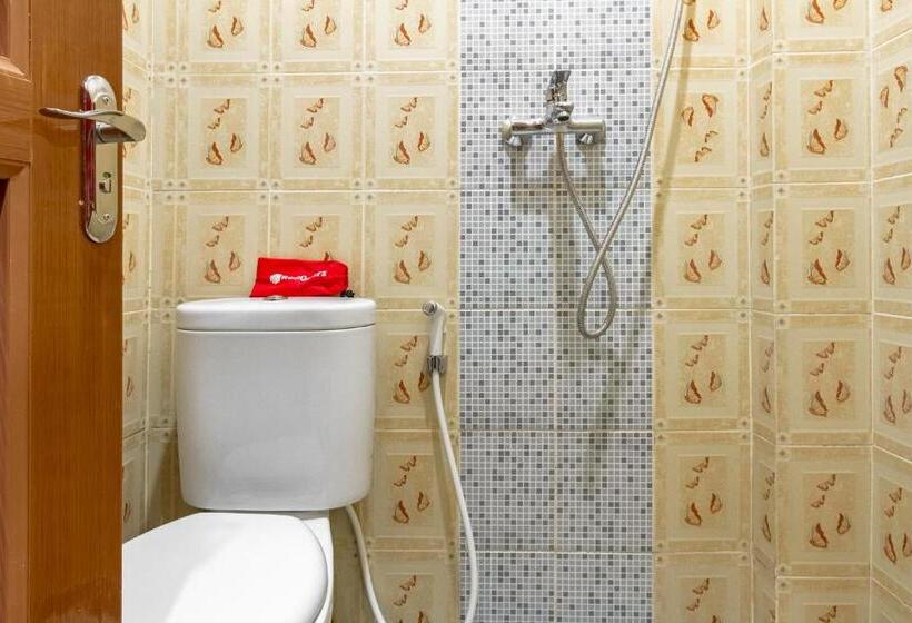 غرفة قياسية, Reddoorz Plus @ Gunungsari Surabaya