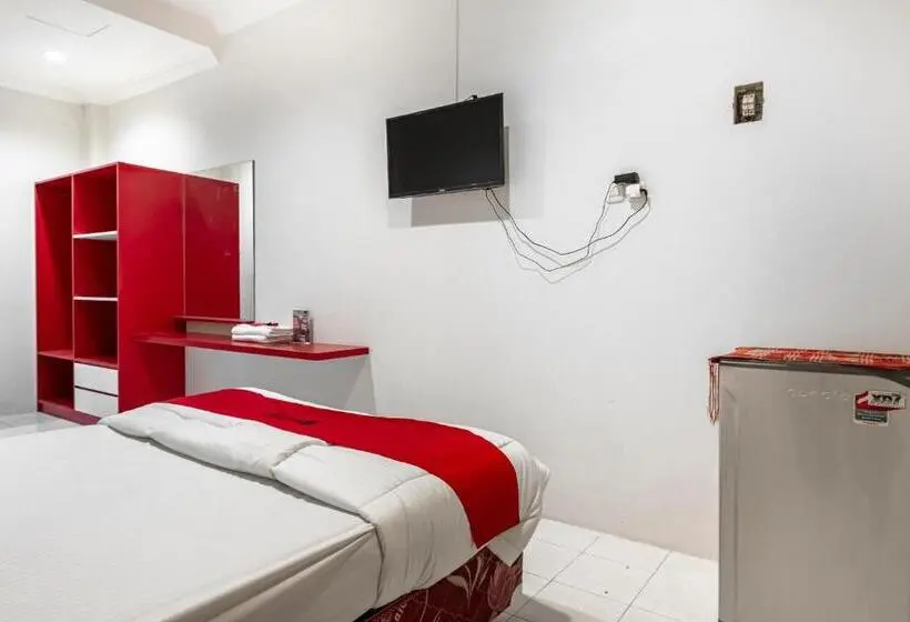 ファミリールーム, Reddoorz Plus @ Gunungsari Surabaya