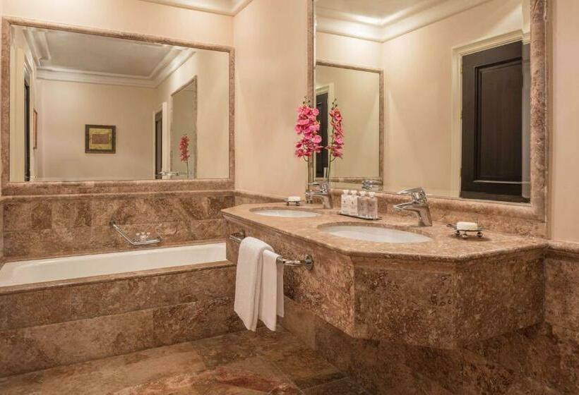 家庭交流房, Anantara Villa Padierna Palace Benahavís Marbella Resort   A Leading Hotel Of The World