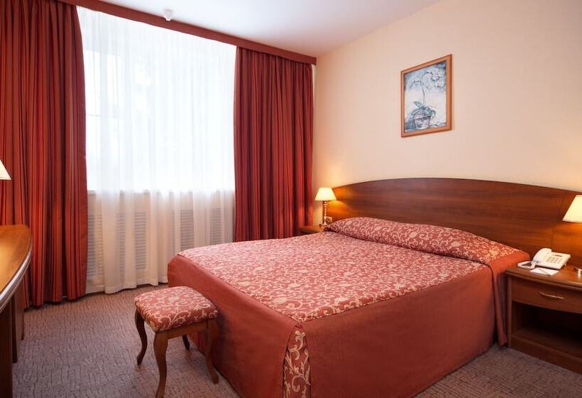 スーペリアールーム, Azimut Hotel Kostroma