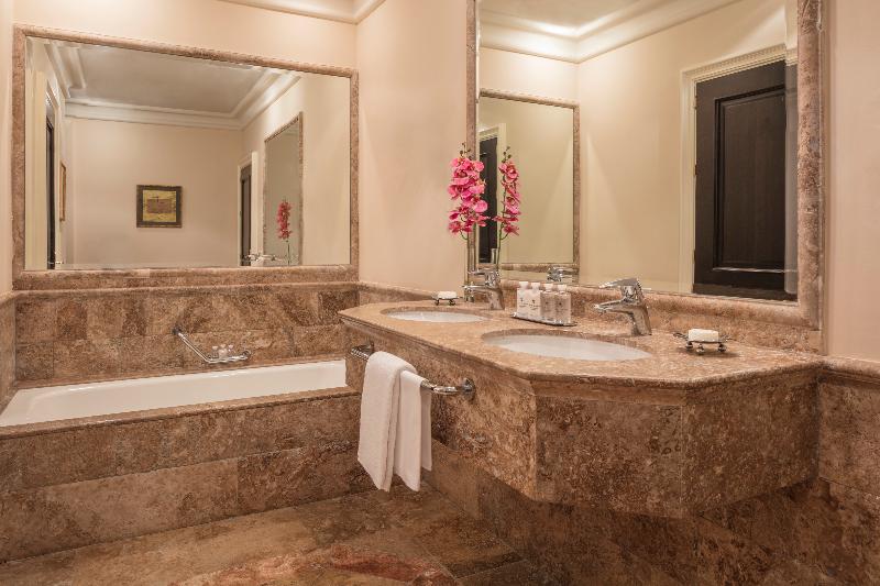 コネクティングルーム（家族用）。, Anantara Villa Padierna Palace Benahavís Marbella Resort   A Leading Hotel Of The World