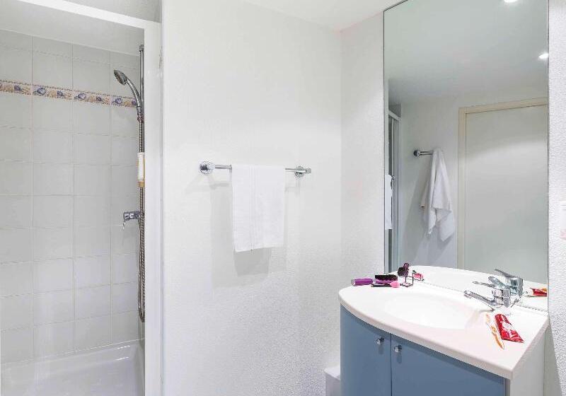 Standart Oda, Antiche Figure