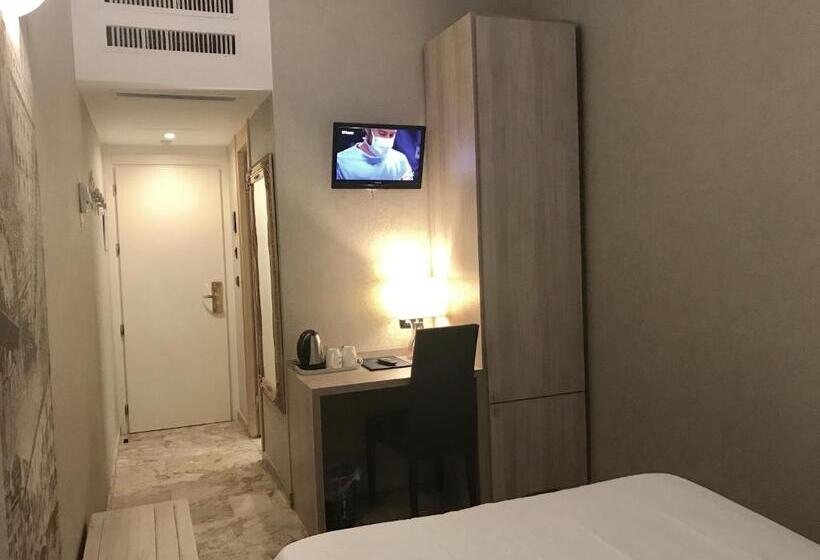 اتاق عادی با تخت دوبل, Canova