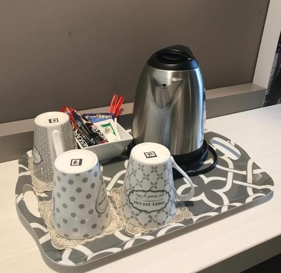 اتاق استاندارد سه نفره, Canova