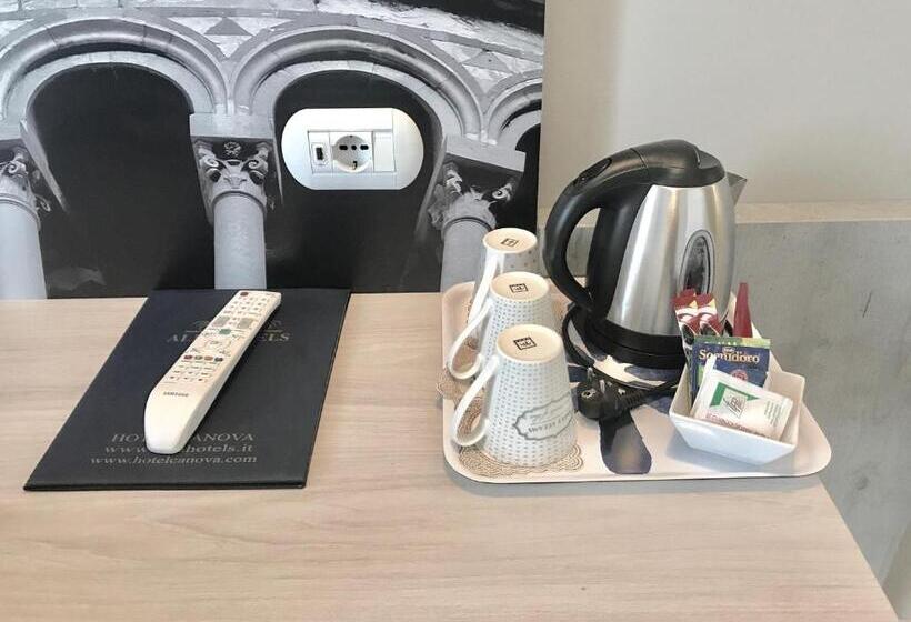 اتاق استاندارد سه نفره, Canova