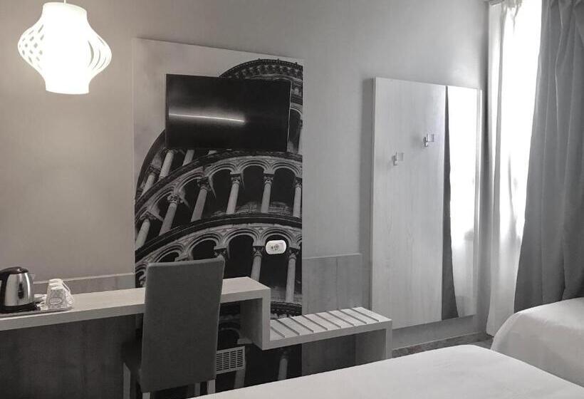 اتاق استاندارد سه نفره, Canova