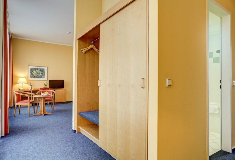 اتاق استاندارد سه نفره, Centro Park Hotel Berlin Neukölln