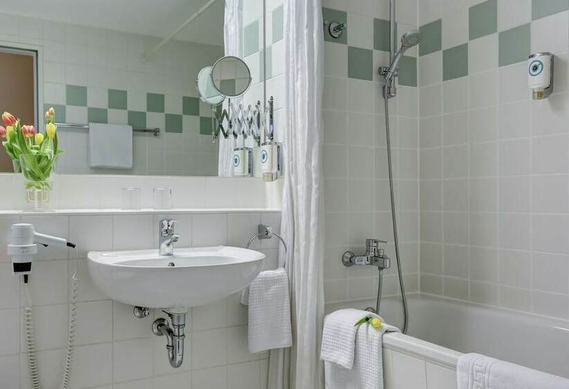 اتاق استاندارد سه نفره, Centro Park Hotel Berlin Neukölln