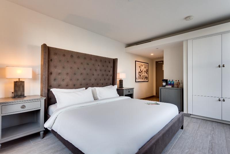 חדר סטנדרט עם מיטת קינג, Clinton Hotel South Beach