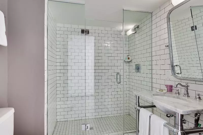 اتاق استاندارد, Clinton Hotel South Beach