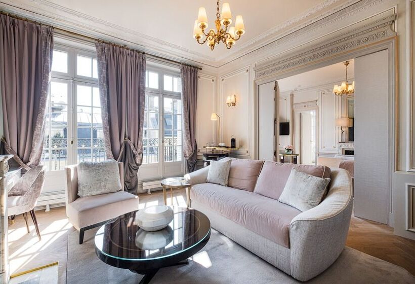 سوییت پرستیژ, Hôtel Elysia By Inwood Hotels