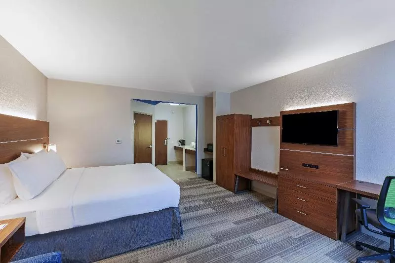 Standard-huone King-vuode, Holiday Inn Express Hotel & Suites Dallas Lewisville, An Ihg