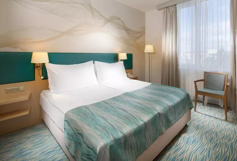 スタンダードルーム, Holiday Inn Prague, An Ihg