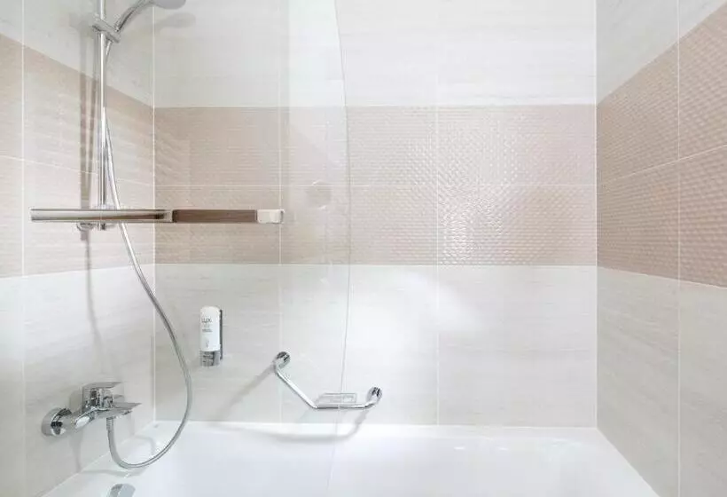 スタンダードルーム, Holiday Inn Prague, An Ihg