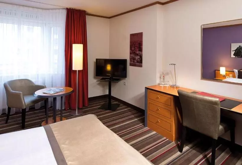 Quarto deluxe, Leonardo Hotel Weimar