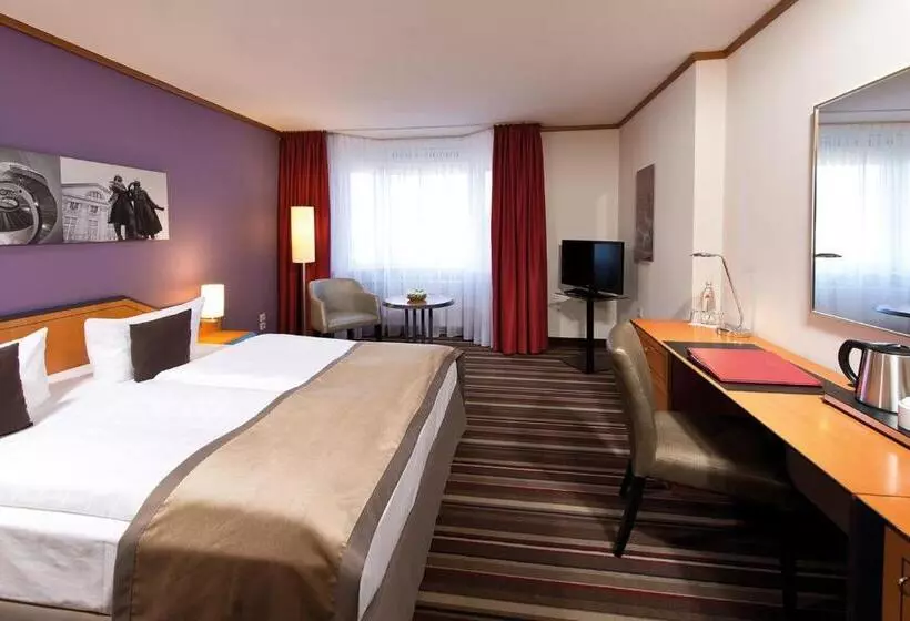Quarto deluxe, Leonardo Hotel Weimar