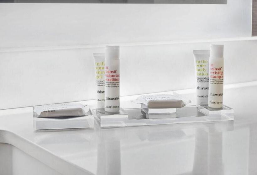 غرفة قياسية سرير كينج, Marriott Boston Quincy