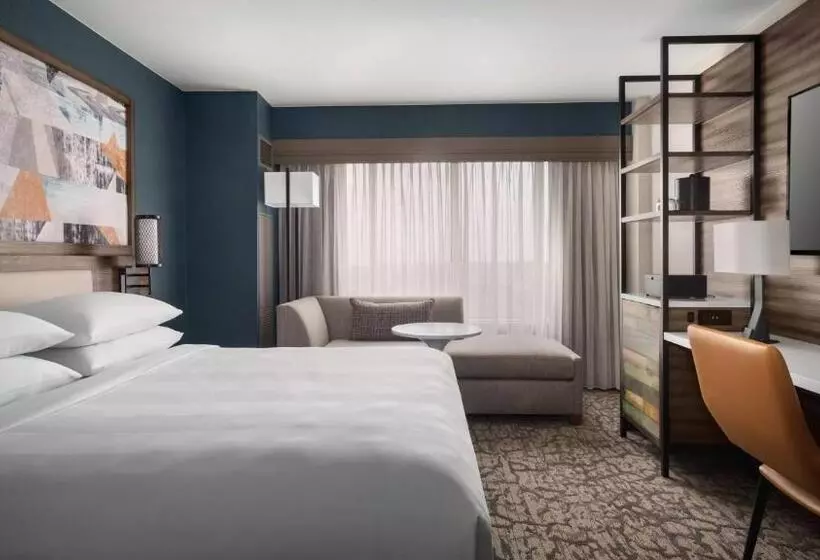 اتاق استاندارد با تخت بزرگ, Marriott Boston Quincy
