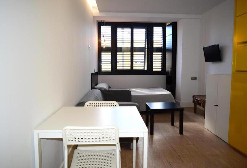 스탠다드 스튜디오, Mirablau