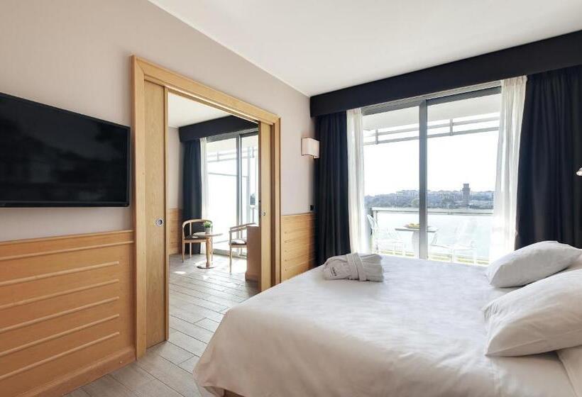 Pokój Rodzinny, Occidental Aran Park