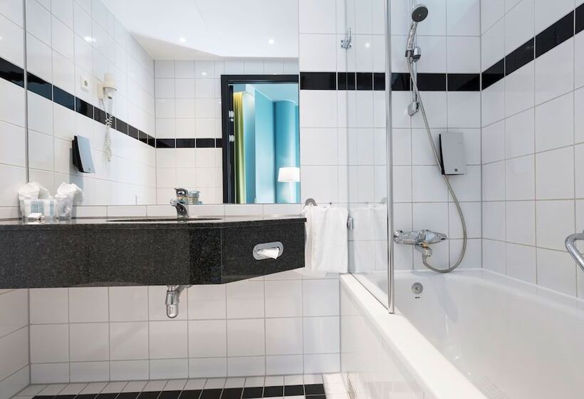 Номер Стандарт, Thon Hotel Arena