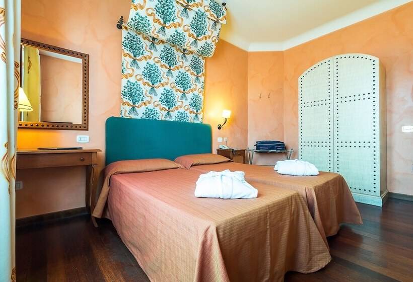 高级大房间, Vecchio Borgo