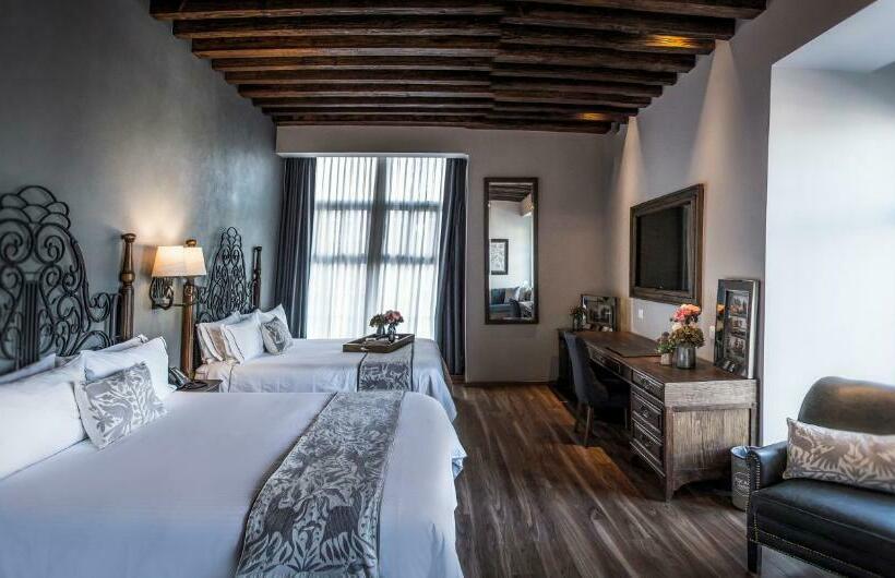 シティビューのスーペリアルーム, Zocalo Central & Rooftop Mexico City