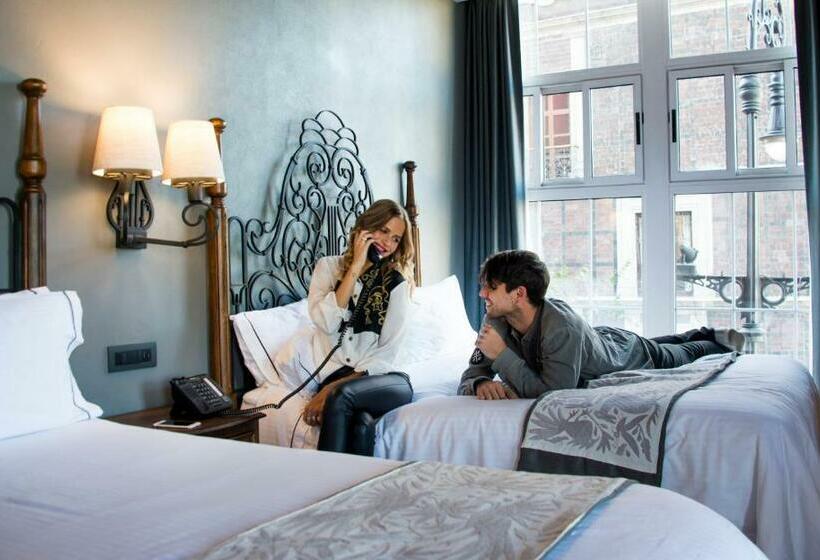 シティビューのスーペリアルーム, Zocalo Central & Rooftop Mexico City