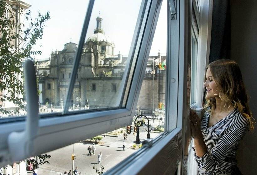 シティビューのスーペリアルーム, Zocalo Central & Rooftop Mexico City
