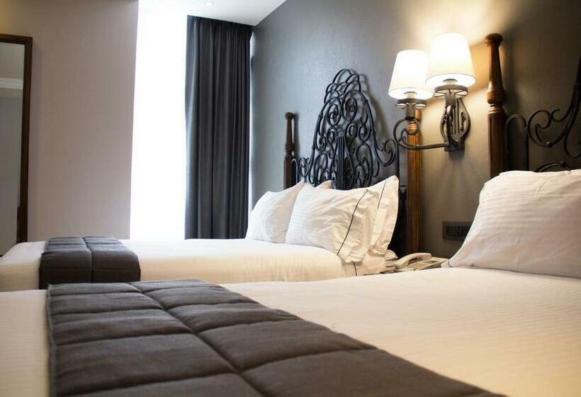 ファミリールーム, Zocalo Central & Rooftop Mexico City